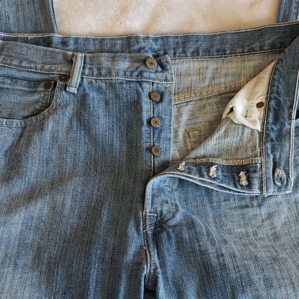 Levi's 501 Classic Button Fly jeans - Picture 3 of 6